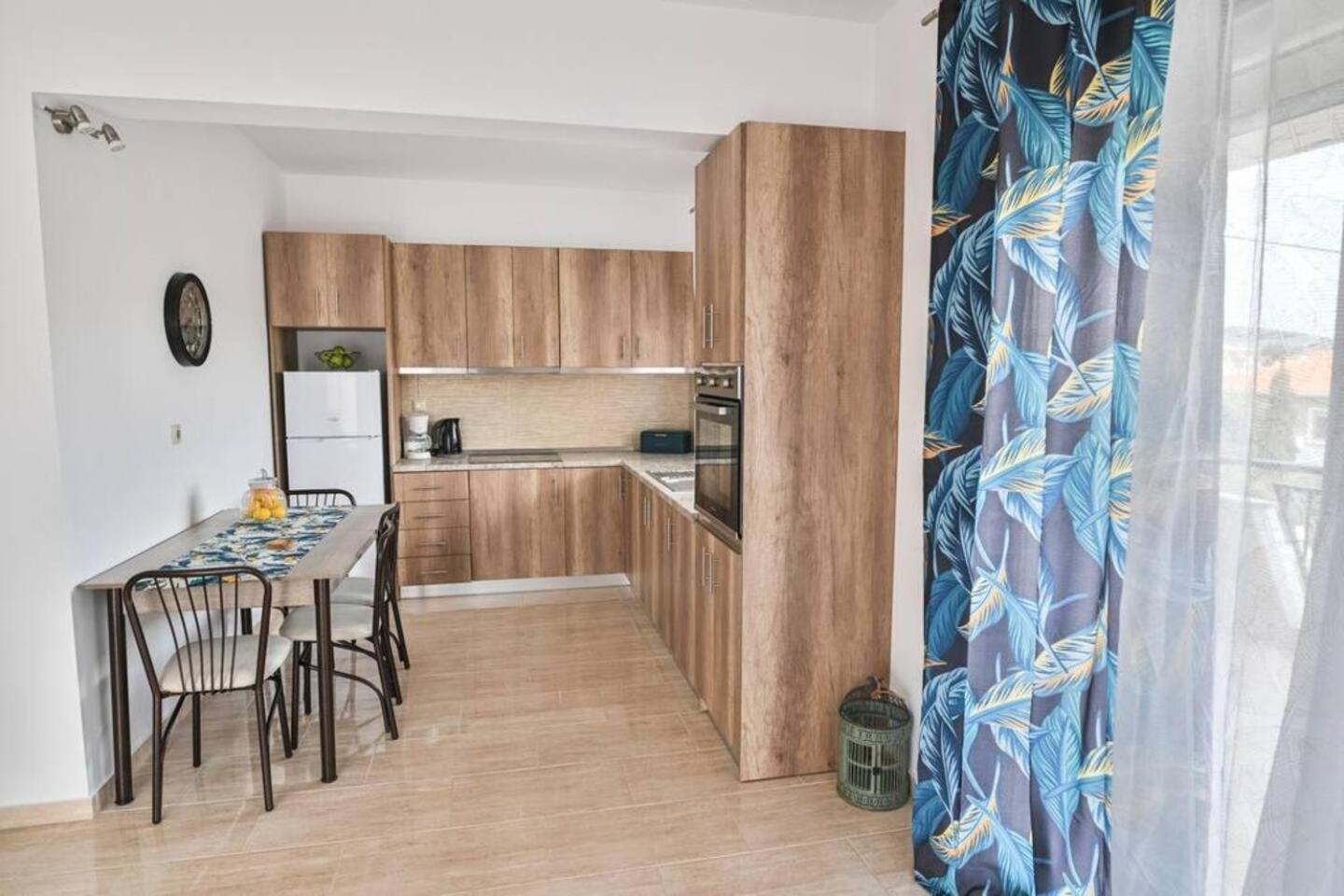 Oliva Apartments Nea Nea Makri Esterno foto
